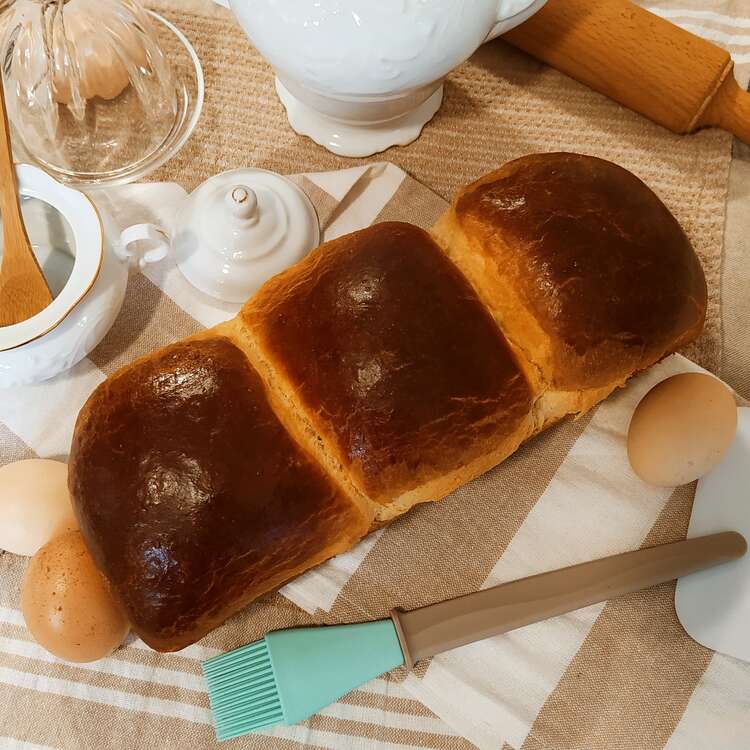 pan brioche, un pan dulce, visto desde arriba
